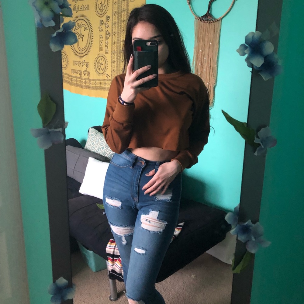 brown crop top